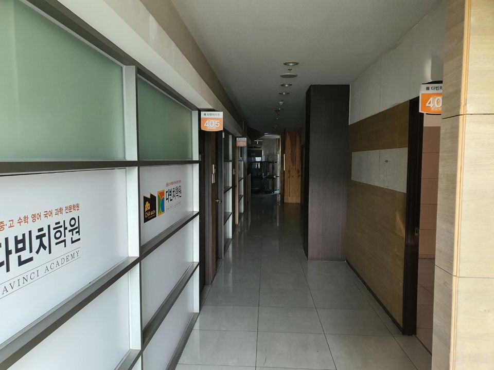 경찰서대로변 학원빌딩 교실6 학원시설 독서실 병의원 추천 주차 전망좋음  매물의 4번째 사진