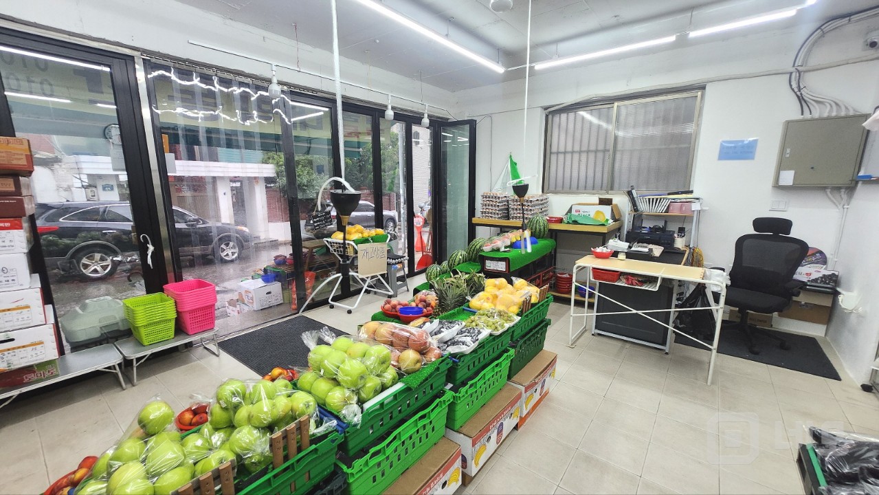 연남동 경성고 인근 빌라 모여있는 주거지역 넓은 1층 상가 매물의 2번째 사진