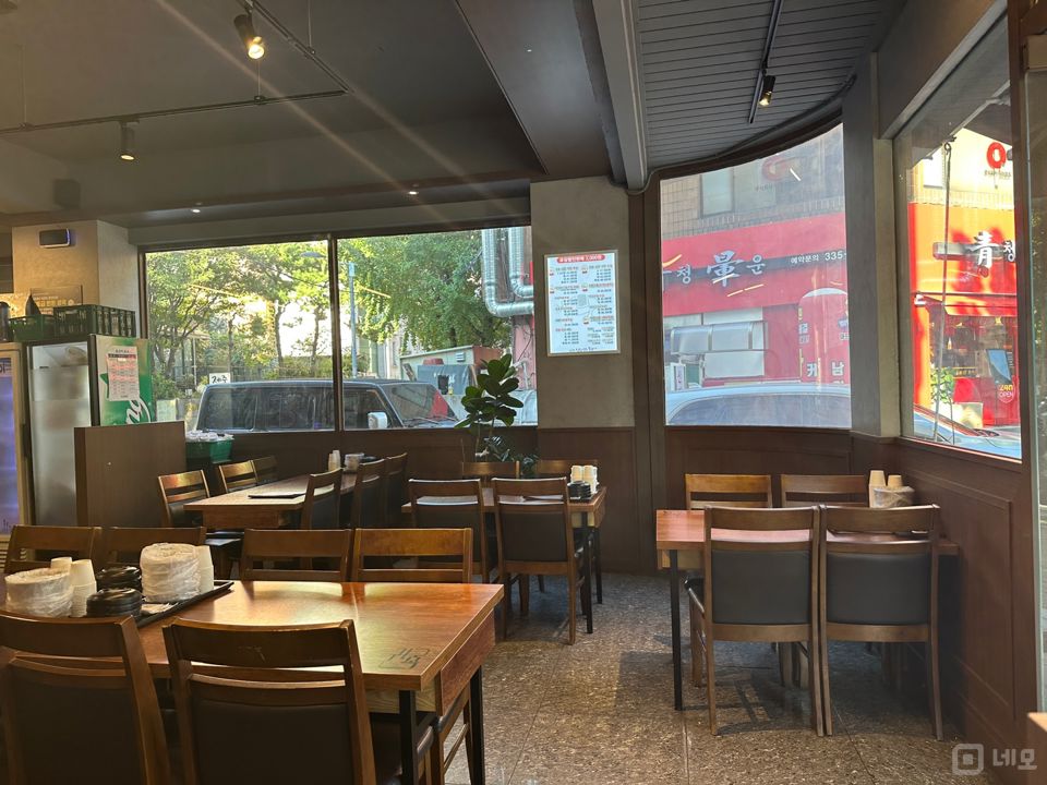 마포구 서교동 대로변 코너에 위치한 한식 매물 매물의 4번째 사진