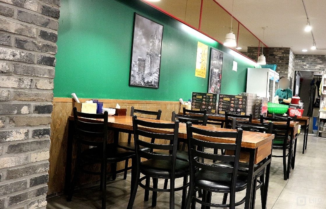 오피스 상권, 여의도공원 앞 대로변 지하1층 음식점 매물의 4번째 사진