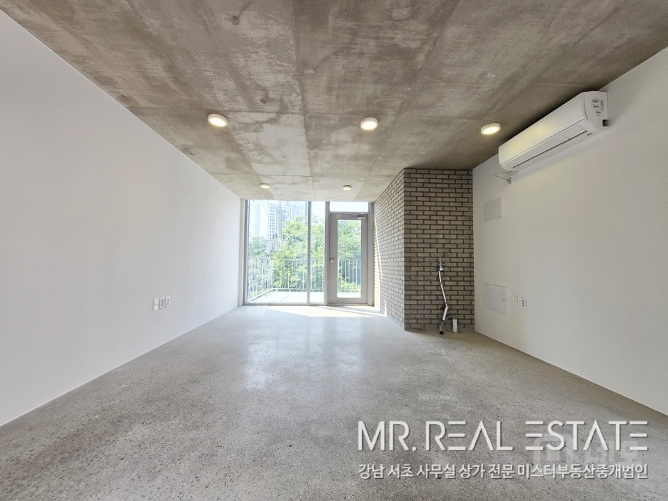 ★공방·네일·디자인 강추 디자인건축물.채광량多.복층사무실.가성비甲.ACE 매물의 8번째 사진