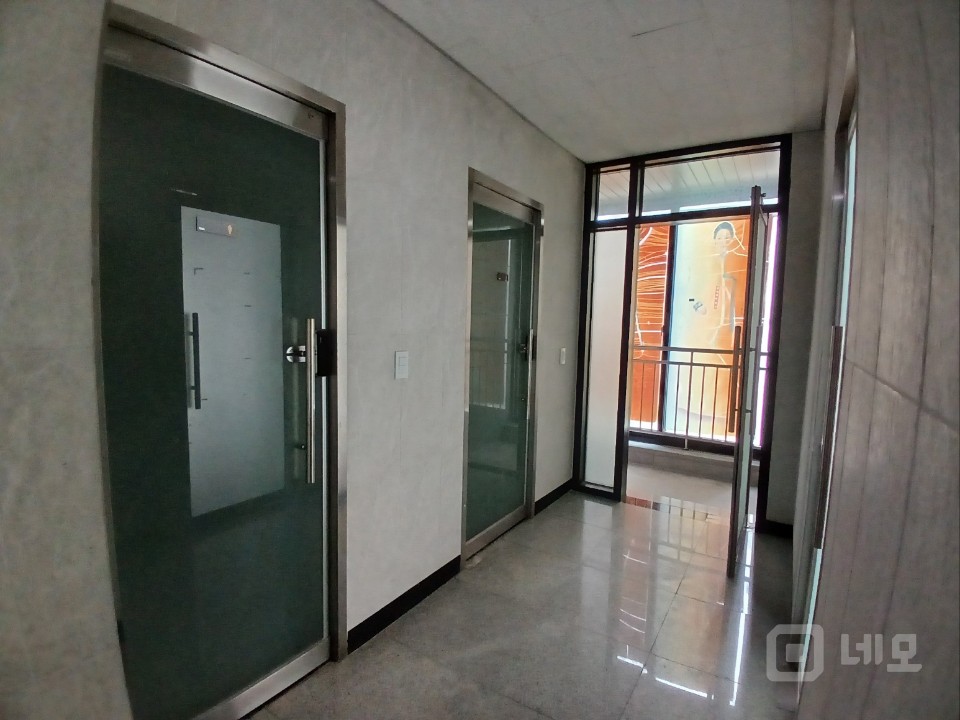 무권리, 경수대로(1번국도)변 건널목 바로 앞 상가로 접근성 가시성 최상 매물의 5번째 사진