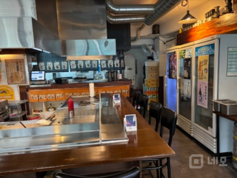 💕서교동 I 솔내길 먹자골목 I 권리 네고 가능 I 노출 접근성 최고! 매물의 4번째 사진