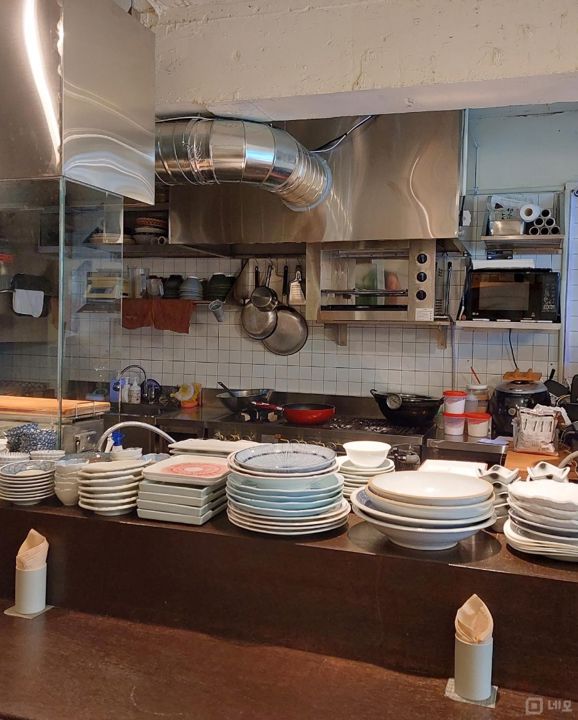 창천동 대학가에 위치한 요리주점 매물의 5번째 사진