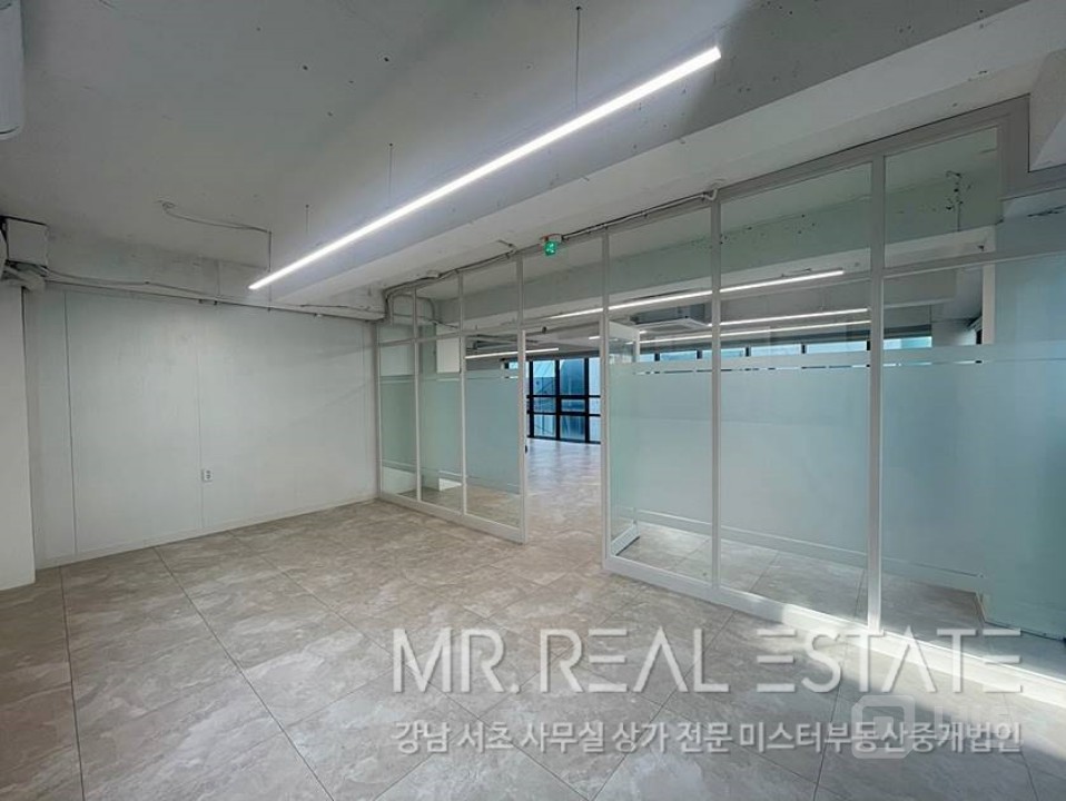 실사진.내외관컨디션ACE.주차가능.시설비X 매물의 6번째 사진