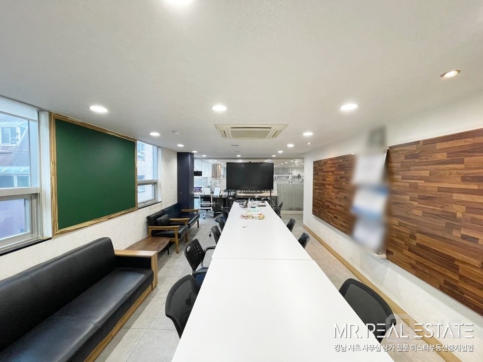 선정릉역2분.내외관ACE.가성비甲.주차2대.사진有 매물의 12번째 사진