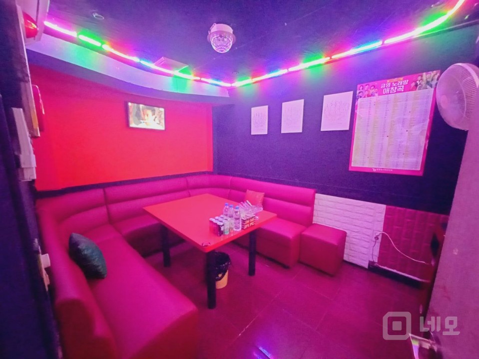 아주 저렴한 노래방.권리금 절충가능 매물의 13번째 사진