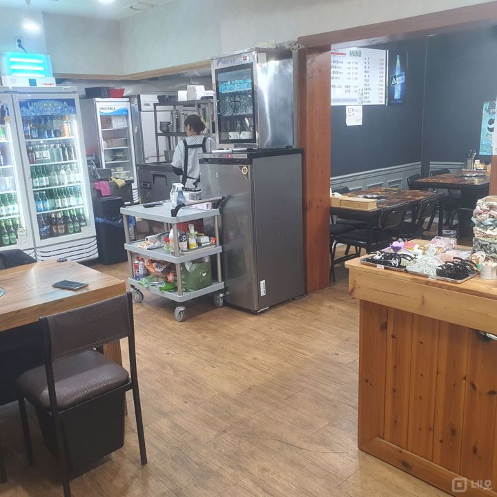 유동 인구 많은, 연신내역 부근 1층 음식점 매물의 1번째 사진