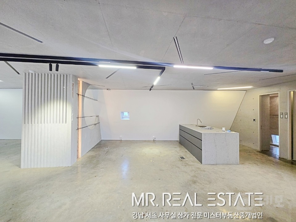 ★실사有 매봉역30초 위치깡패 교습소,필라테스등 추천★ 매물의 2번째 사진