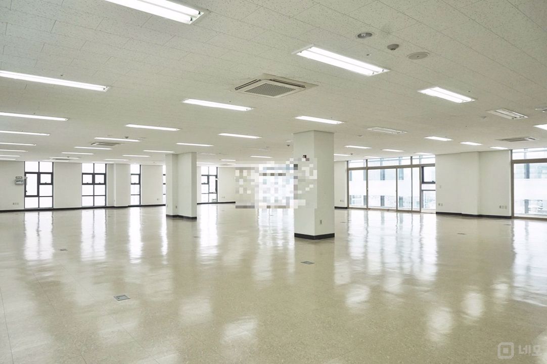 역세권 / 실150평 / 천장형 냉난방기 / 물류편리 / 8층 전체사용 매물의 1번째 사진