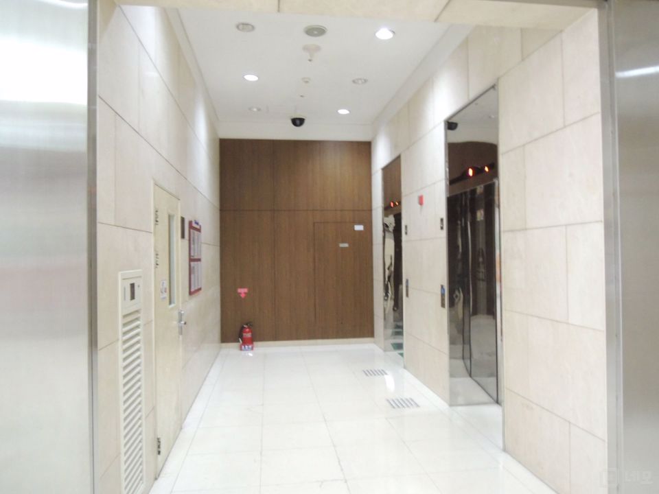 급월세,실제사무실사진,완전저렴, 전용 11, 올수리된 조용한 통사무실  매물의 5번째 사진