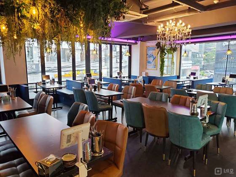 회기동 유동 인구 많은 대학가에 위치한 요리주점 매물의 2번째 사진