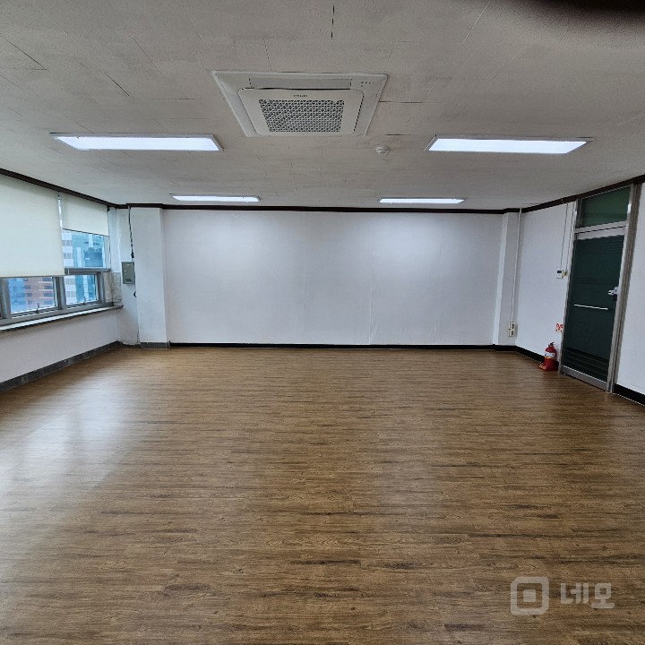 시청역4번출구 3본 거리의 교통이 편리하고 가성비 좋은 사무실  매물의 18번째 사진