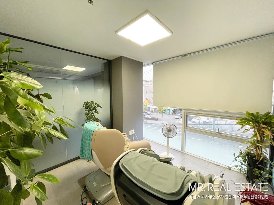 학동역2분.대로변.내외관ACE.냉난방기완비.사진有 매물의 9번째 사진