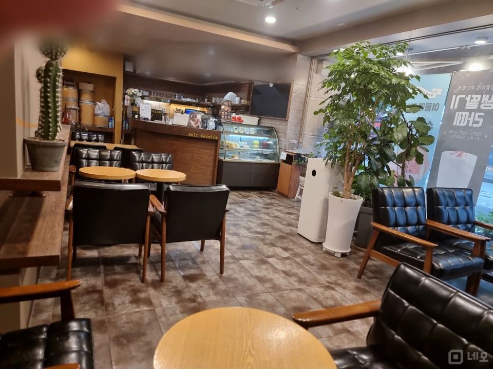 일산동구 백석동 상가 1층 코너 주목도 높은 카페 매물의 1번째 사진
