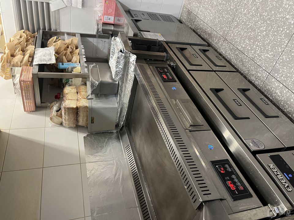 일산동구 장항동, 인테리어 완비, 배후수요 풍부한 1층 상가 매물의 4번째 사진