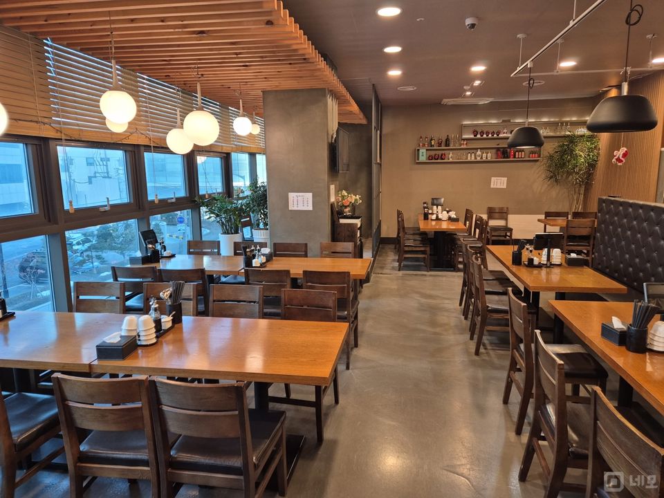 순화동 단지내 상가에 위치한 중식당 매물의 2번째 사진