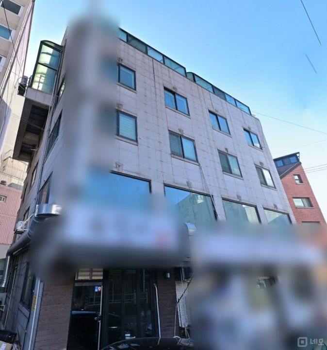 언주역 도보 1분 거리 위치한 공실 상가 매장 임대 매물의 7번째 사진