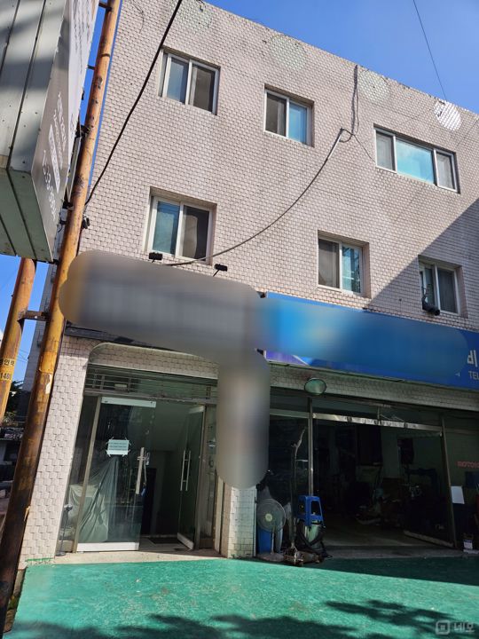 접근성 좋은 대로변, 봉천동 지하1층 연습실 매물의 9번째 사진