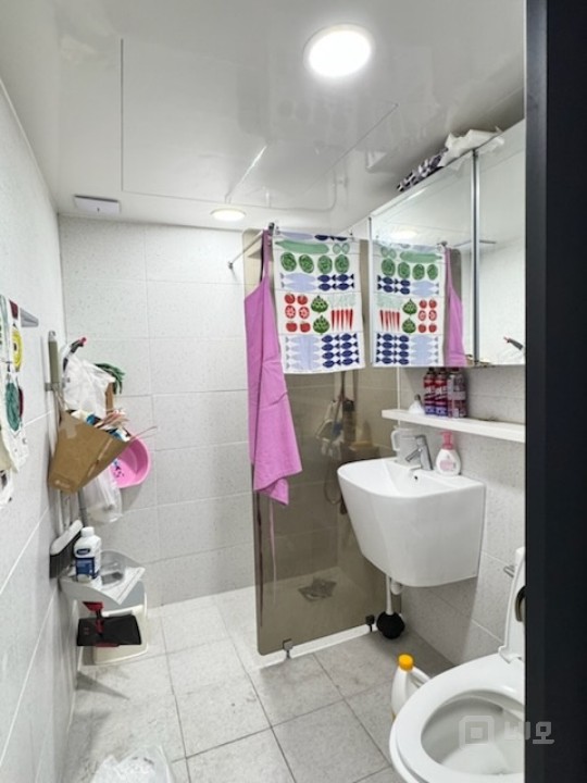 선릉역 도보 3분거리 인테리어  좋은 상가(  왁싱 및  속눈썹 추천)  매물의 7번째 사진