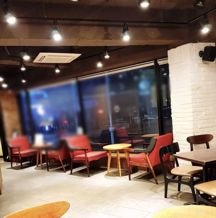 역세권&단지&대로변 프랜차이점 카페 인수하실분~ 매물의 2번째 사진