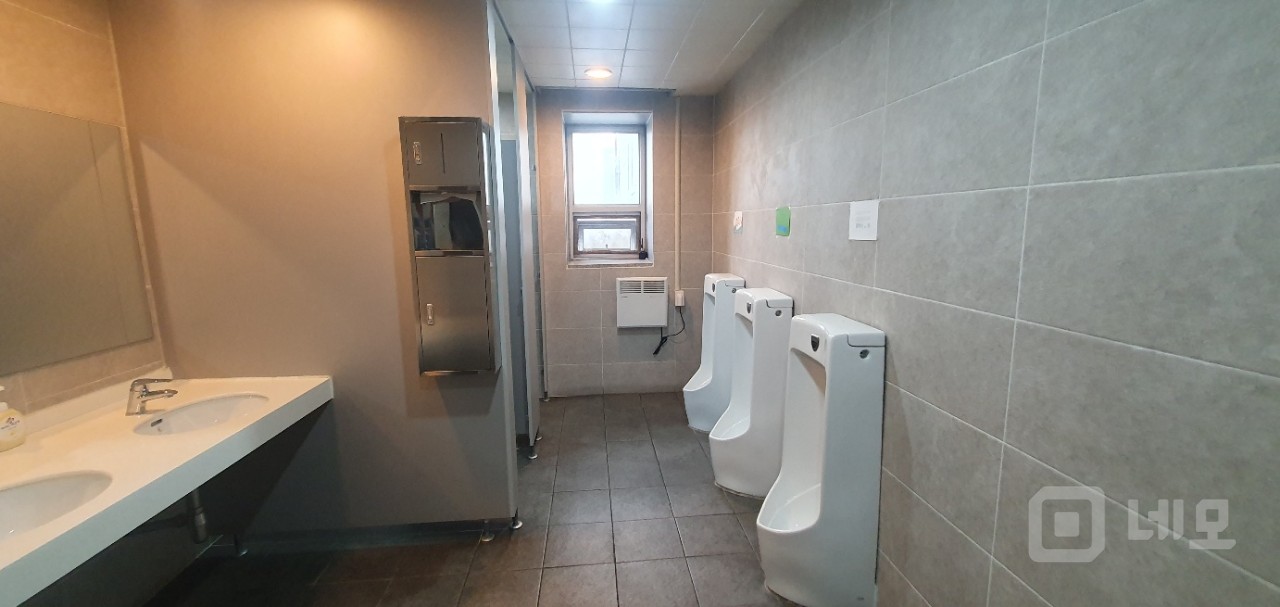 🦋실 179평. 한개층 단독사용. 인테리어 최상급🦋 매물의 20번째 사진