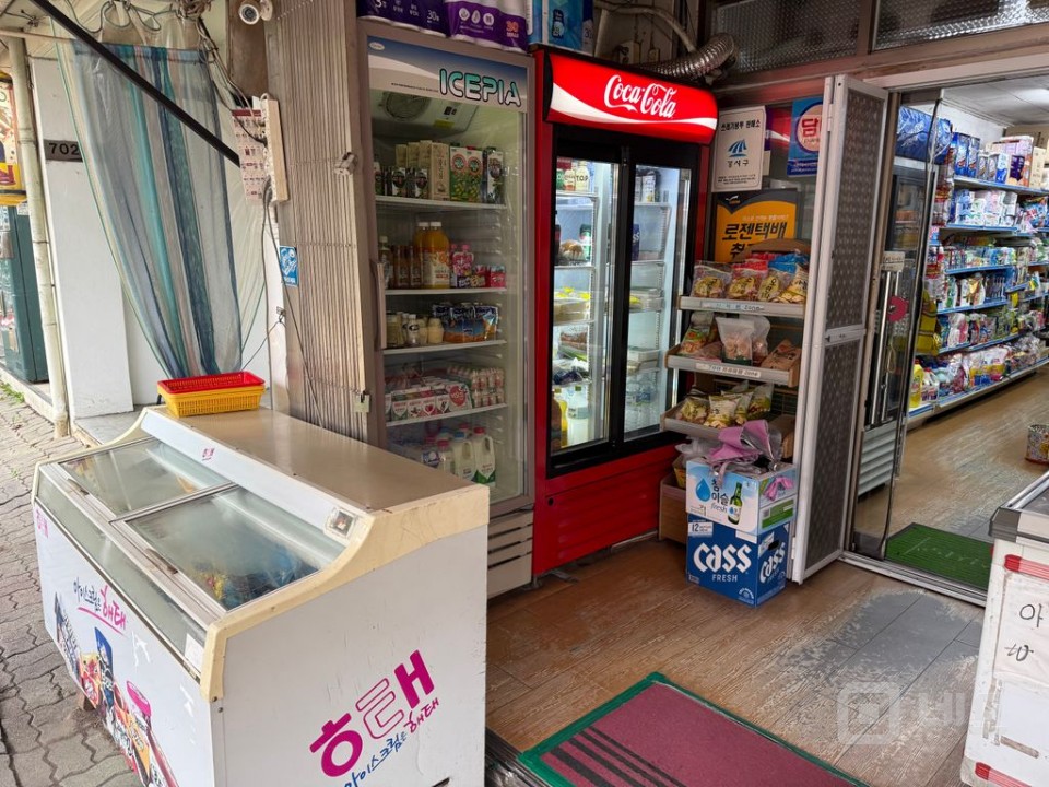 단지내 슈퍼마켓 양수인 구입니다. 매물의 4번째 사진