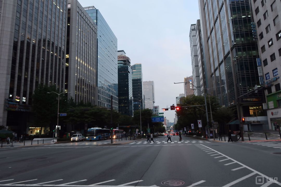 강남역 도보 6분거리, 접근성 S급 사무실 매물의 16번째 사진