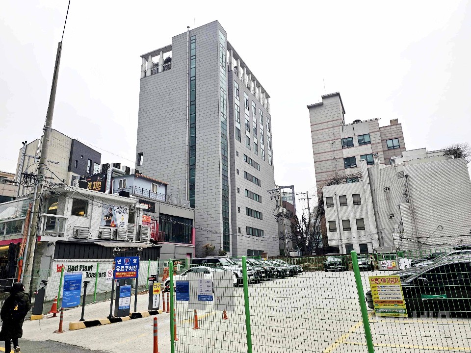 I세븐I 합정역2분 1층상가 내부계단 지하복층 무권리 매물의 24번째 사진