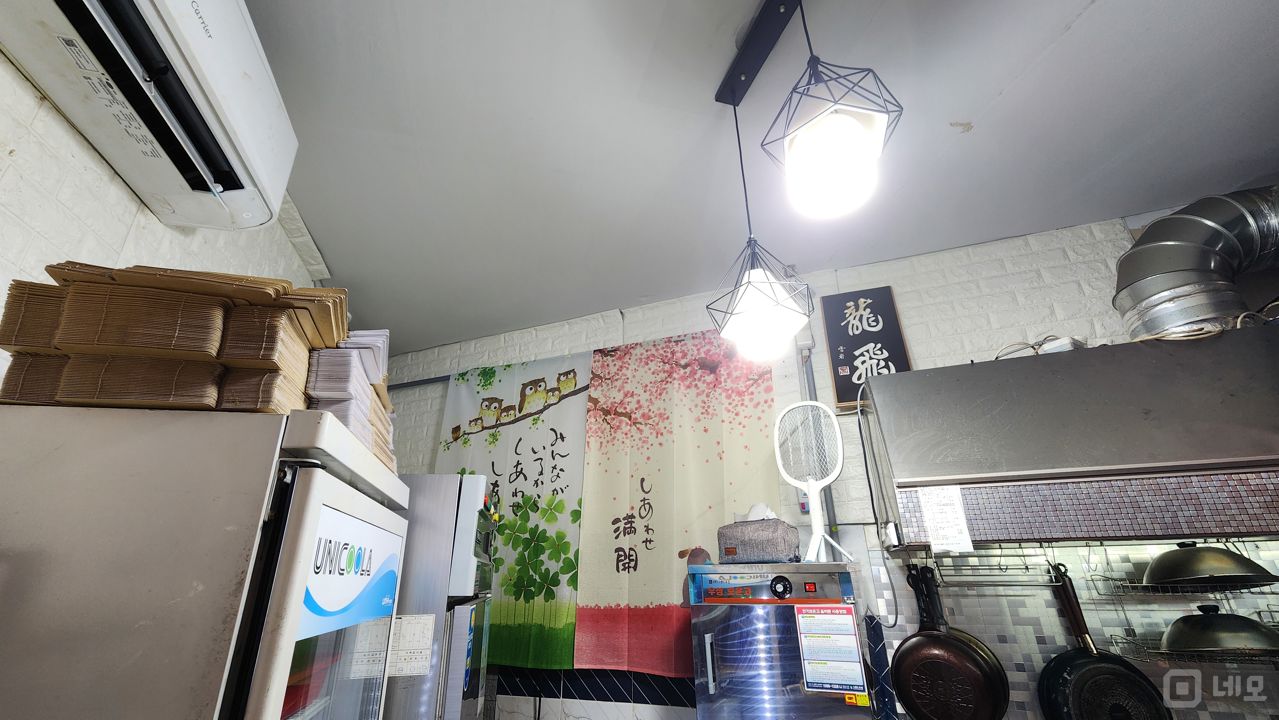 방배동 이수역 초역세권, 주방 시설 완비, 매출 좋은 치킨집 매물의 4번째 사진