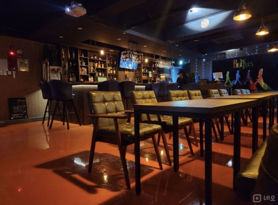 완전 회복된 이태원 상권 내 라이브펍 매물의 2번째 사진