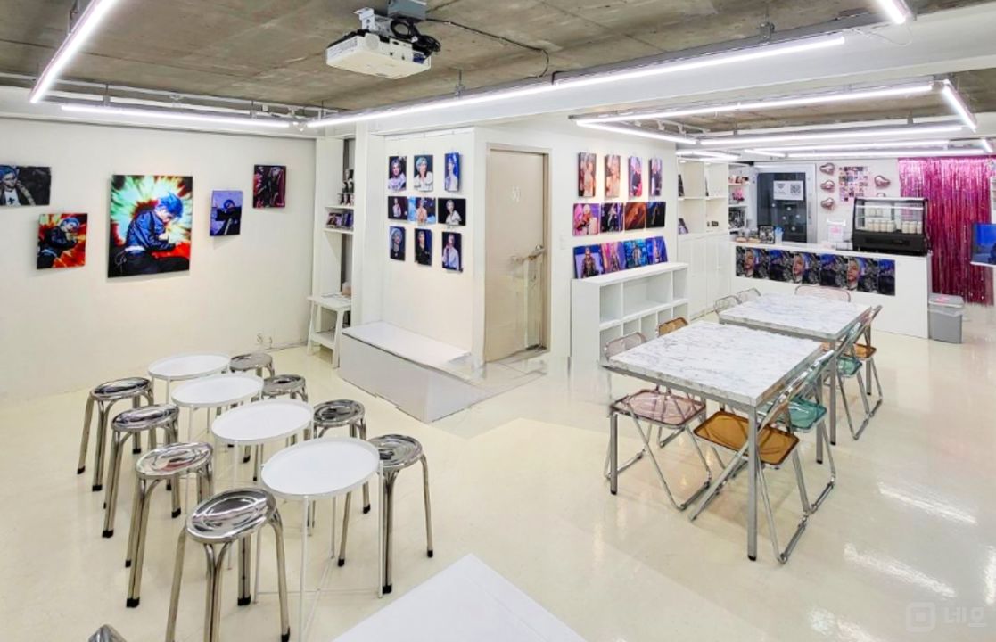 홍대입구역 도보5분 무권리에 가까운 장사 잘되는 카페 매물의 5번째 사진