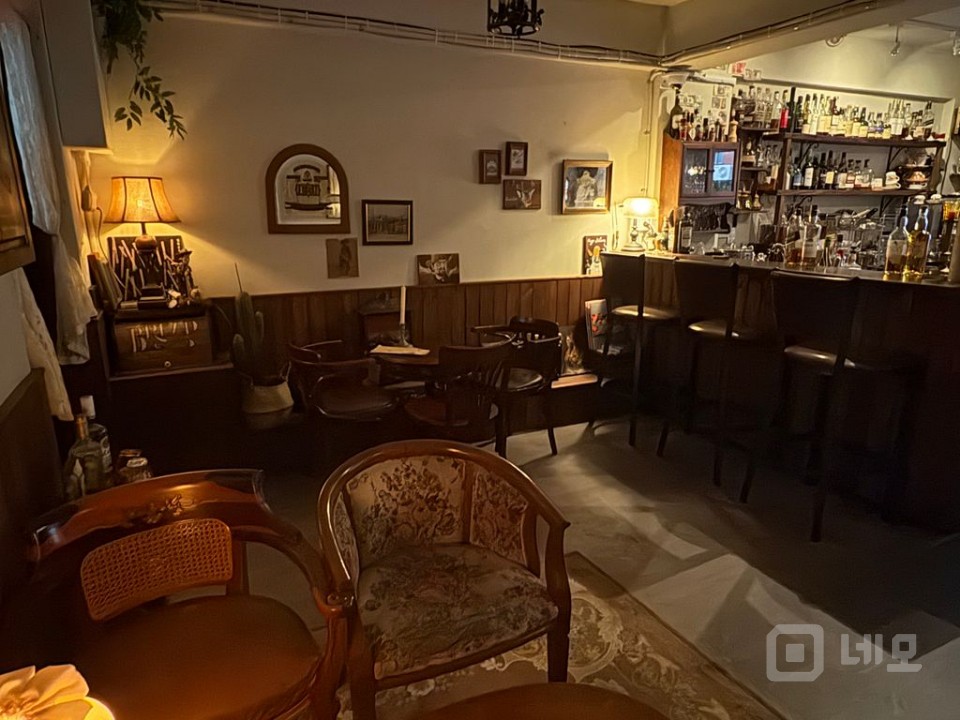 웨스턴 감성 커피&바 매물의 1번째 사진