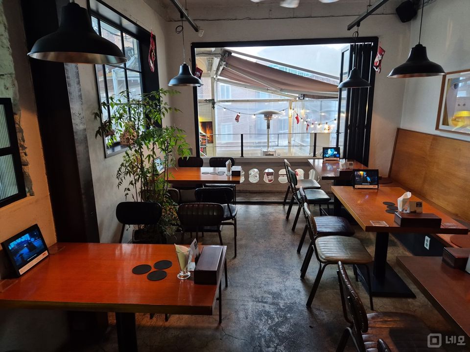 망원동 시설상태 좋고, 상권 잡혀있는 호프집 매물의 7번째 사진