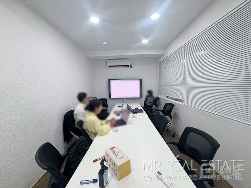 논현학동 더블역세권 무료2대 엘베有 가성비甲 매물의 16번째 사진