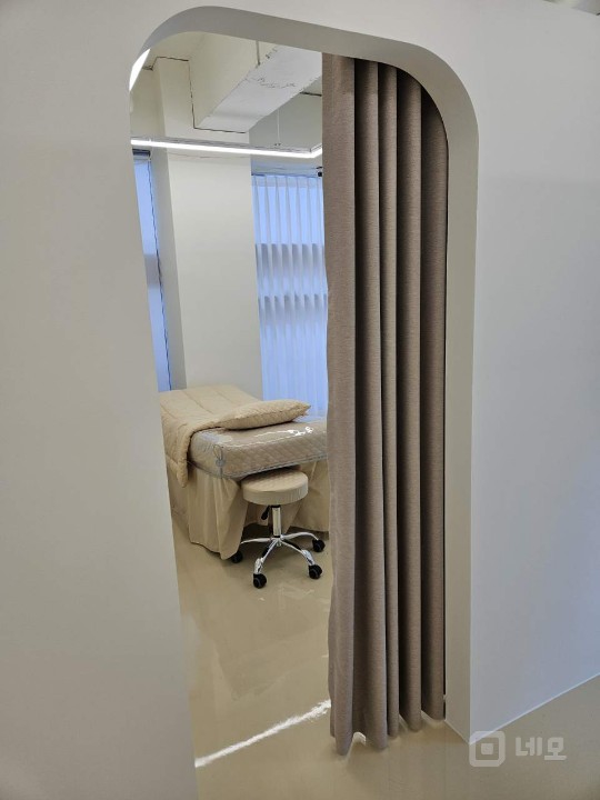 눈썹반영구, 왁싱 추천! 인테리어 완비, 가성비 점포! 매물의 7번째 사진