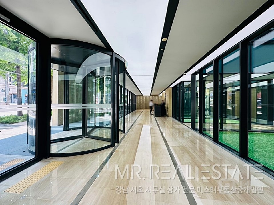 초역세권, S급건물외관, 인근공원, 넓은평수, 무료주차12대 매물의 4번째 사진