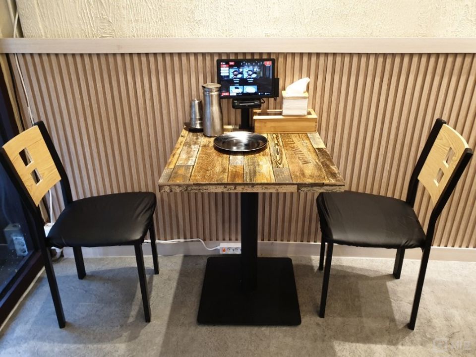 행당동 대학가, 깔끔한 인테리어 및 시설 한식점 매물의 3번째 사진