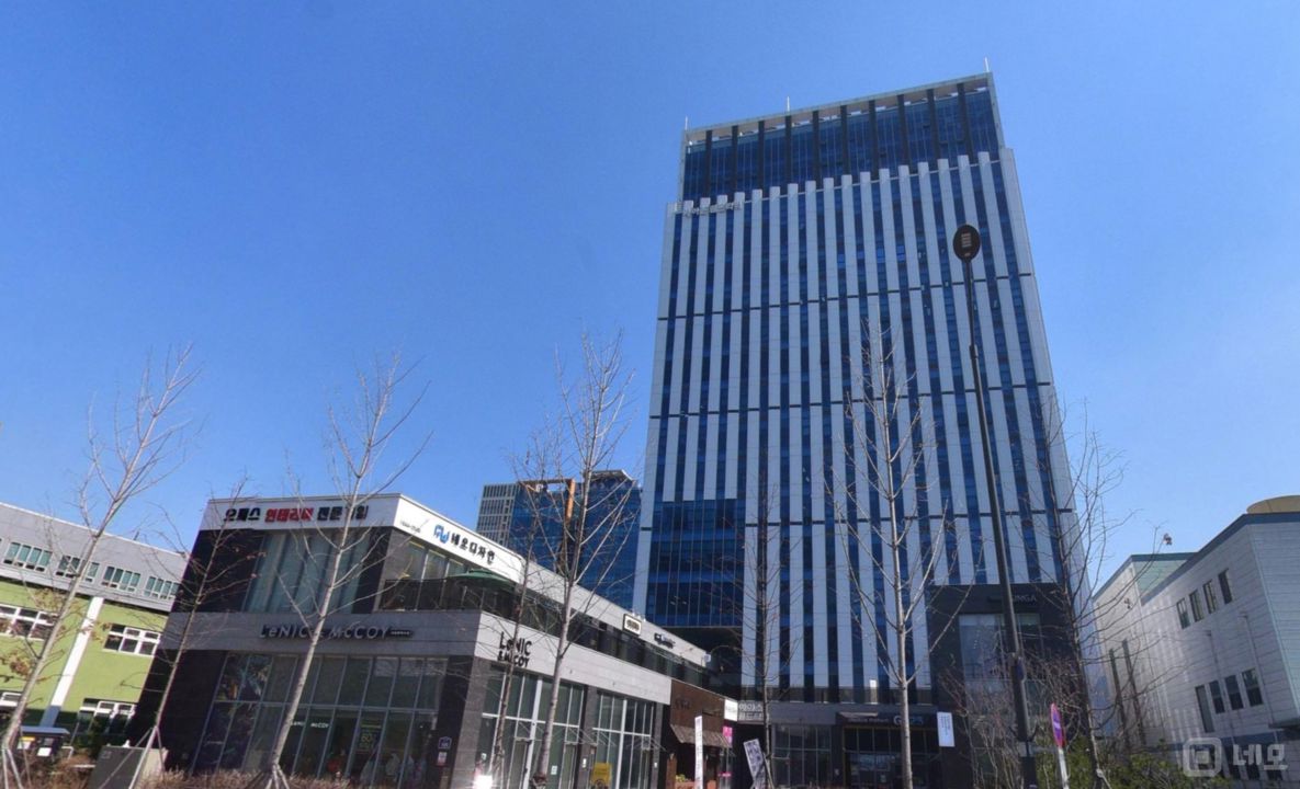 가산동 가산디지털단지역 역세권, 지식산업센터 상가층 위치한 카페 매물의 7번째 사진
