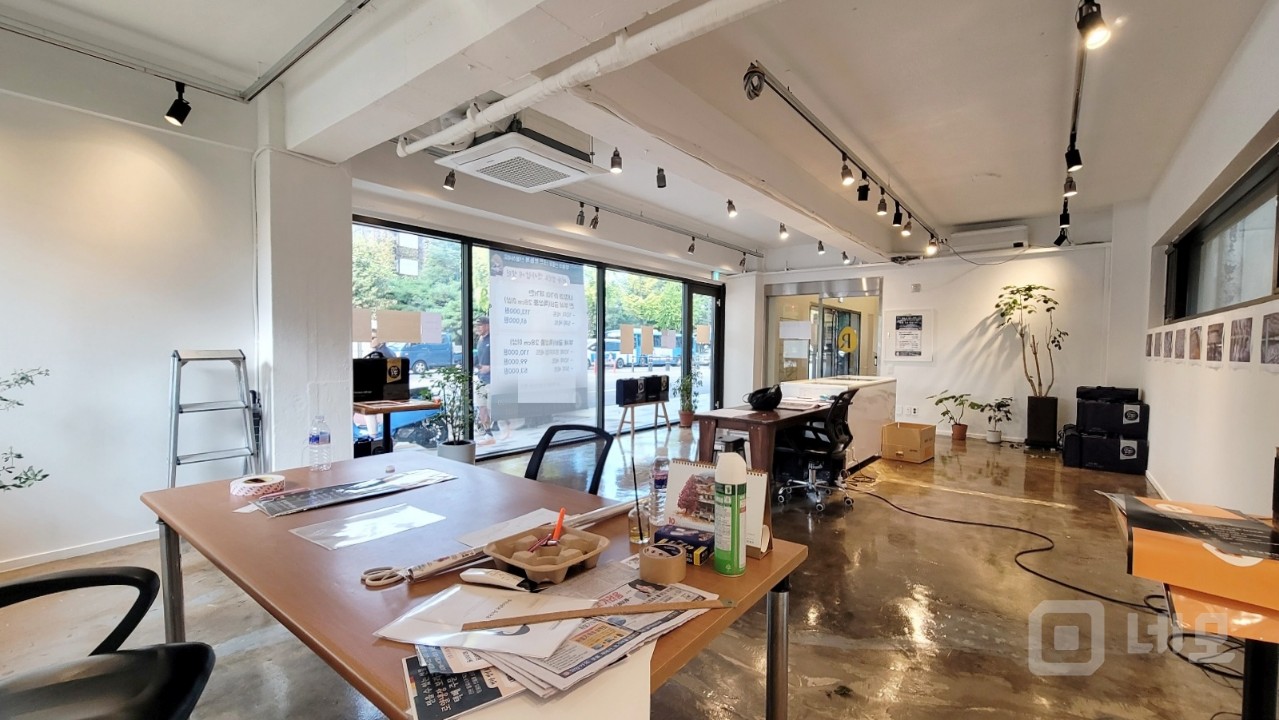 안국역 인근 대로변 가시성 좋은 1층 상가 , 무권리 매물의 1번째 사진