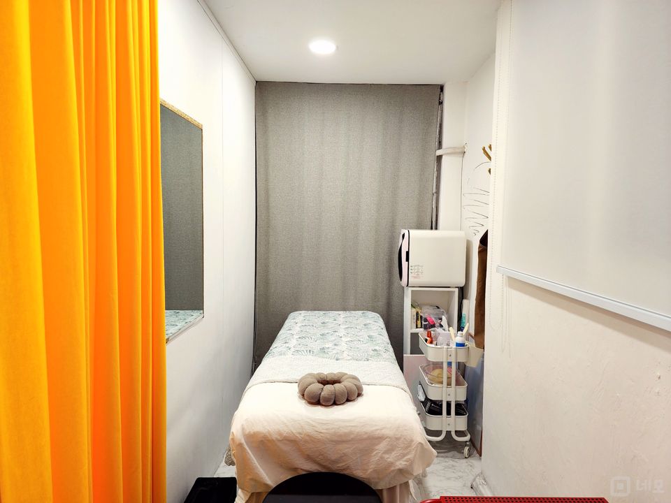 권선동 깔끔한 인테리어 완비, 유동인구 많은 뷰티샵 매물의 6번째 사진