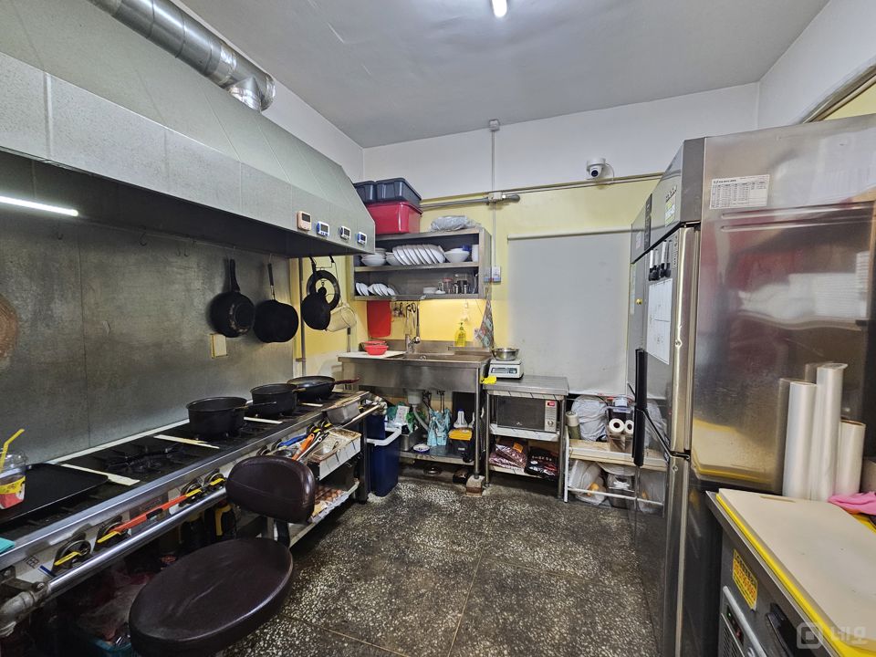 망우역 부근 초역세권에 위치한 상봉동 1층 음식점 매물의 4번째 사진