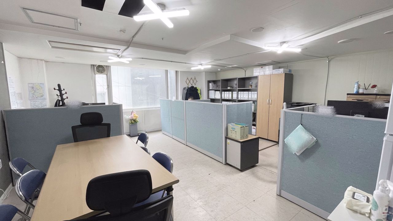 논현역 도보 5분 내 위치 번화가 대로변 사무실 매물의 8번째 사진