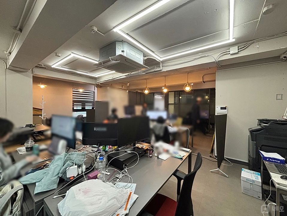 가로수길 이면.가성비최상.인테리어ACE.의류.디자인.광고.마케팅추천 매물의 2번째 사진