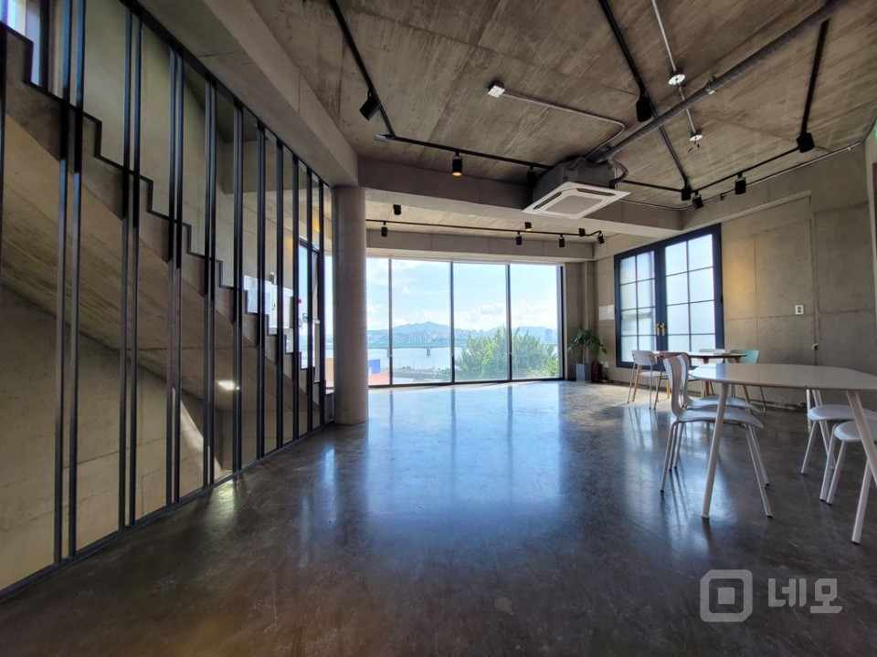 마포대교 인근 한강뷰 건물 매물의 3번째 사진