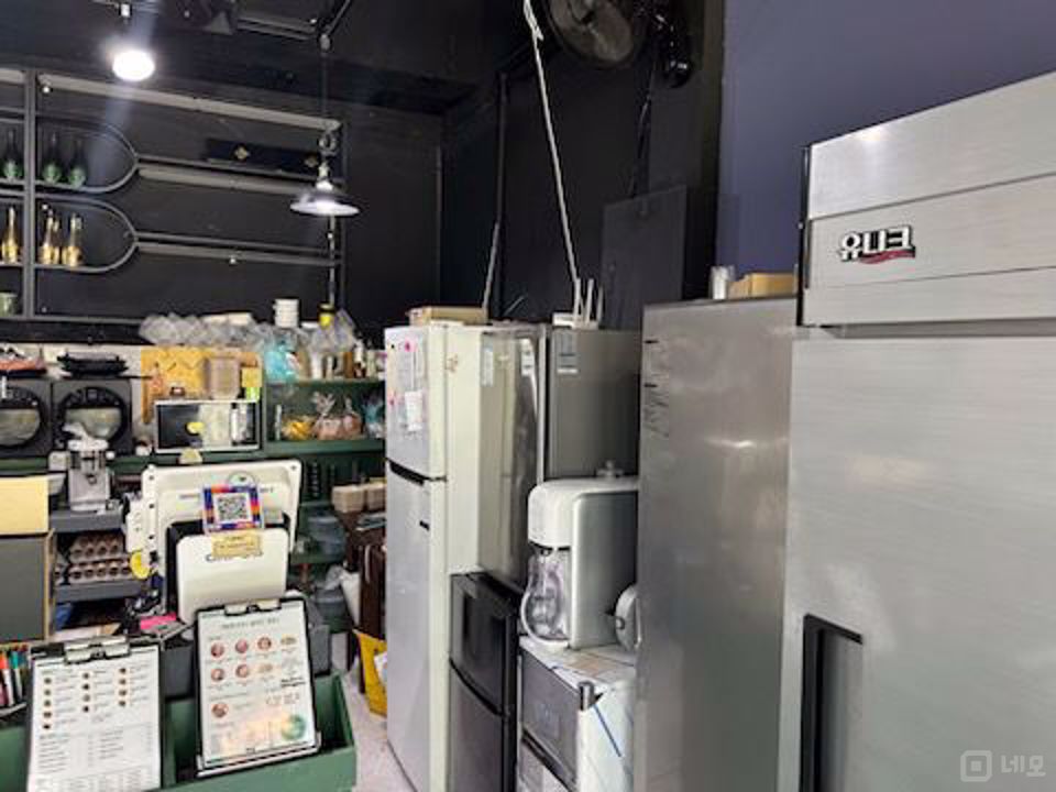 오류동 초밀집 주거상권과 초역세권 상권을 동시에 잡는 샐러드 카페 매물의 2번째 사진