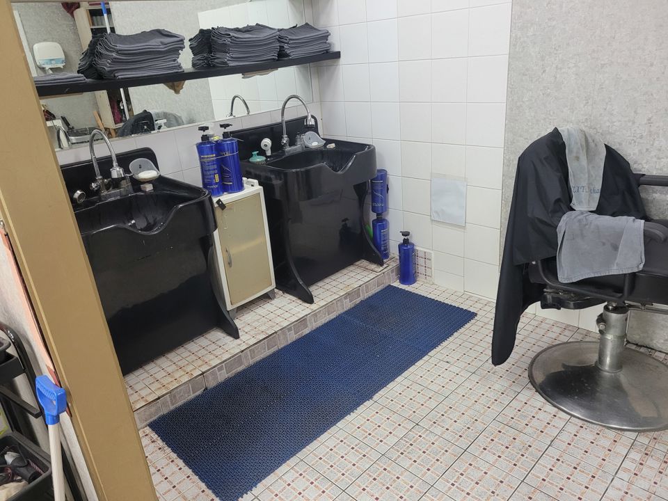 동패동 단골 많은 1층 남성컷트 미용실 매물의 4번째 사진