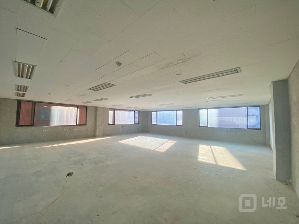 상계동 8층 전층 임대! 상계백병원 앞 역세권 대로변 상가 매물의 1번째 사진