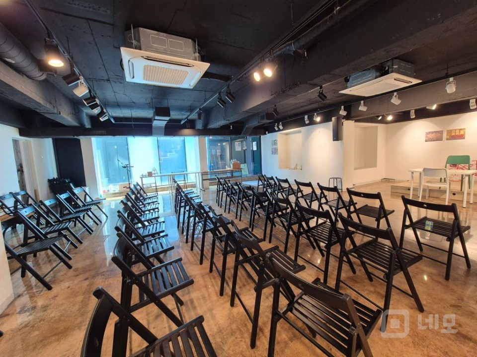 썬큰 구조의 채광이 가능한 쾌적한 지층  매물의 11번째 사진