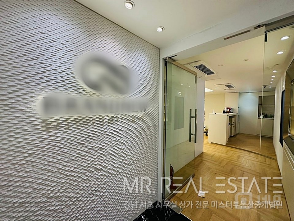 내부인테리어 최상, 접근성 좋음, 룸 2개 매물의 1번째 사진